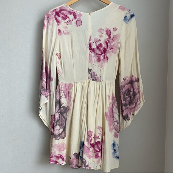 NWT Selfie Leslie Long sleeve floral dress - Picture 8 of 9
